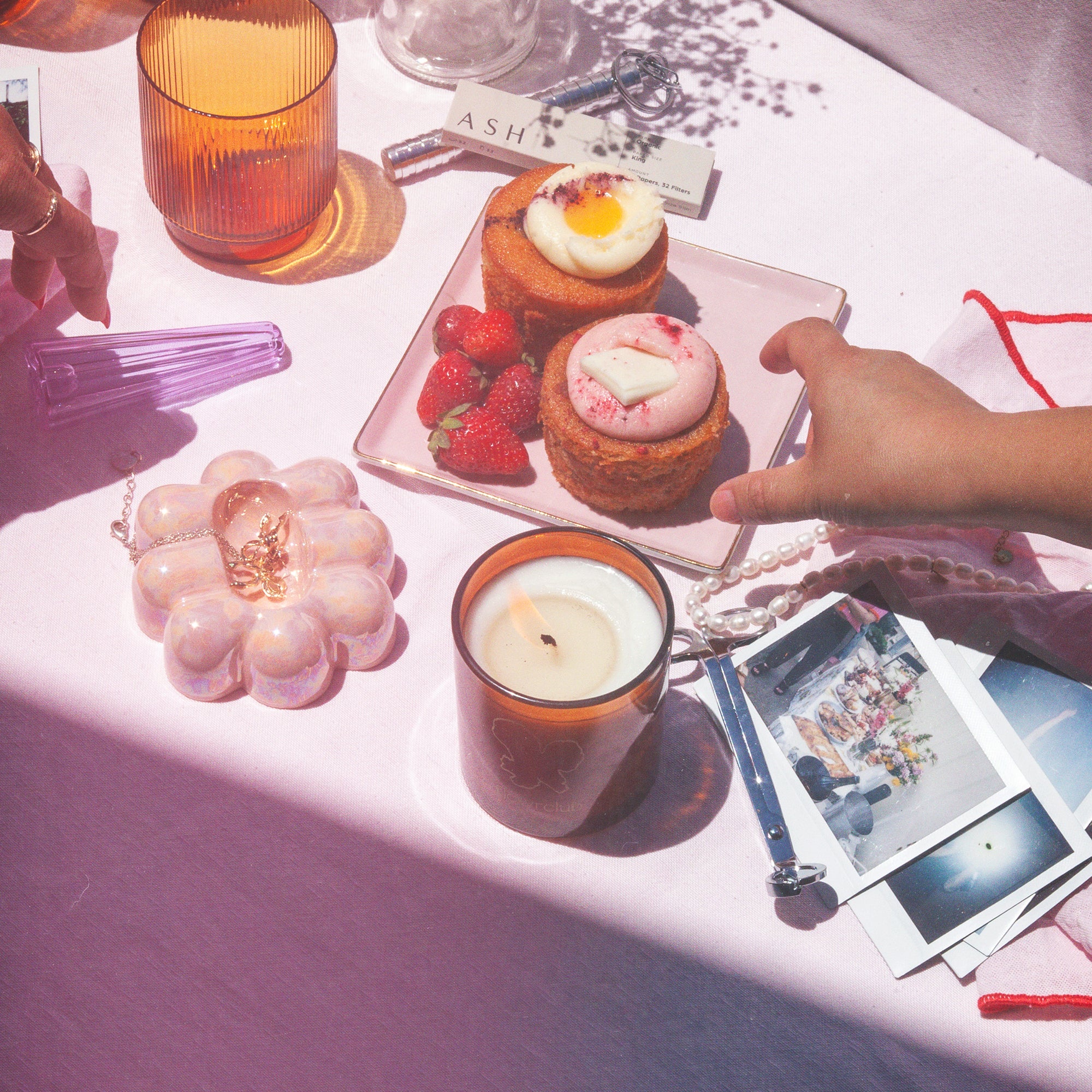 Wedding Cake Candle - Thumbnail 2